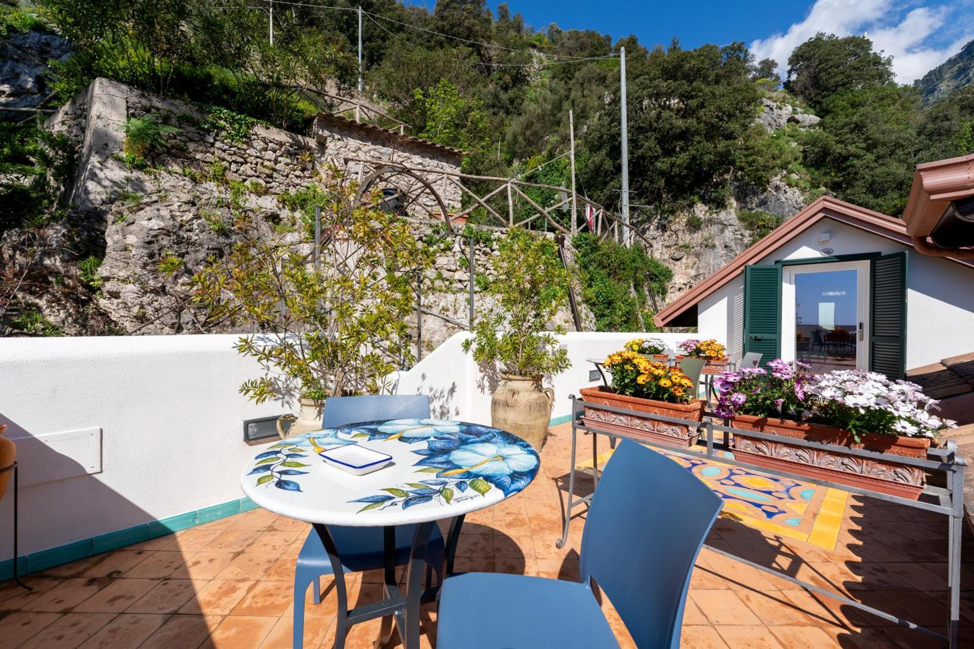 Hotel Villa Annalara Charme And Relax Amalfi Exterior photo
