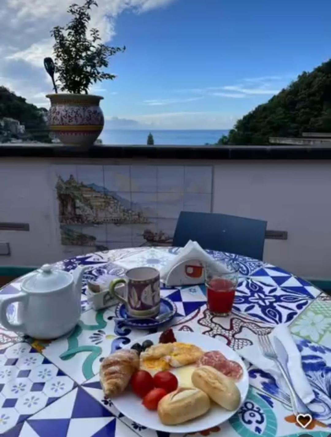 Hotel Villa Annalara Charme And Relax Amalfi Exterior photo